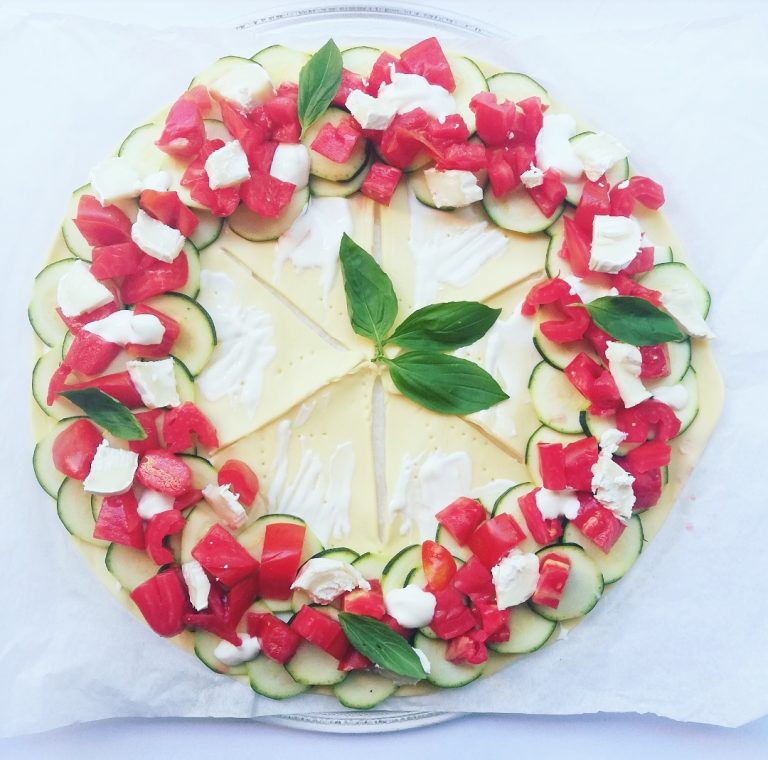 tarte tomate, chèvre, courgette
